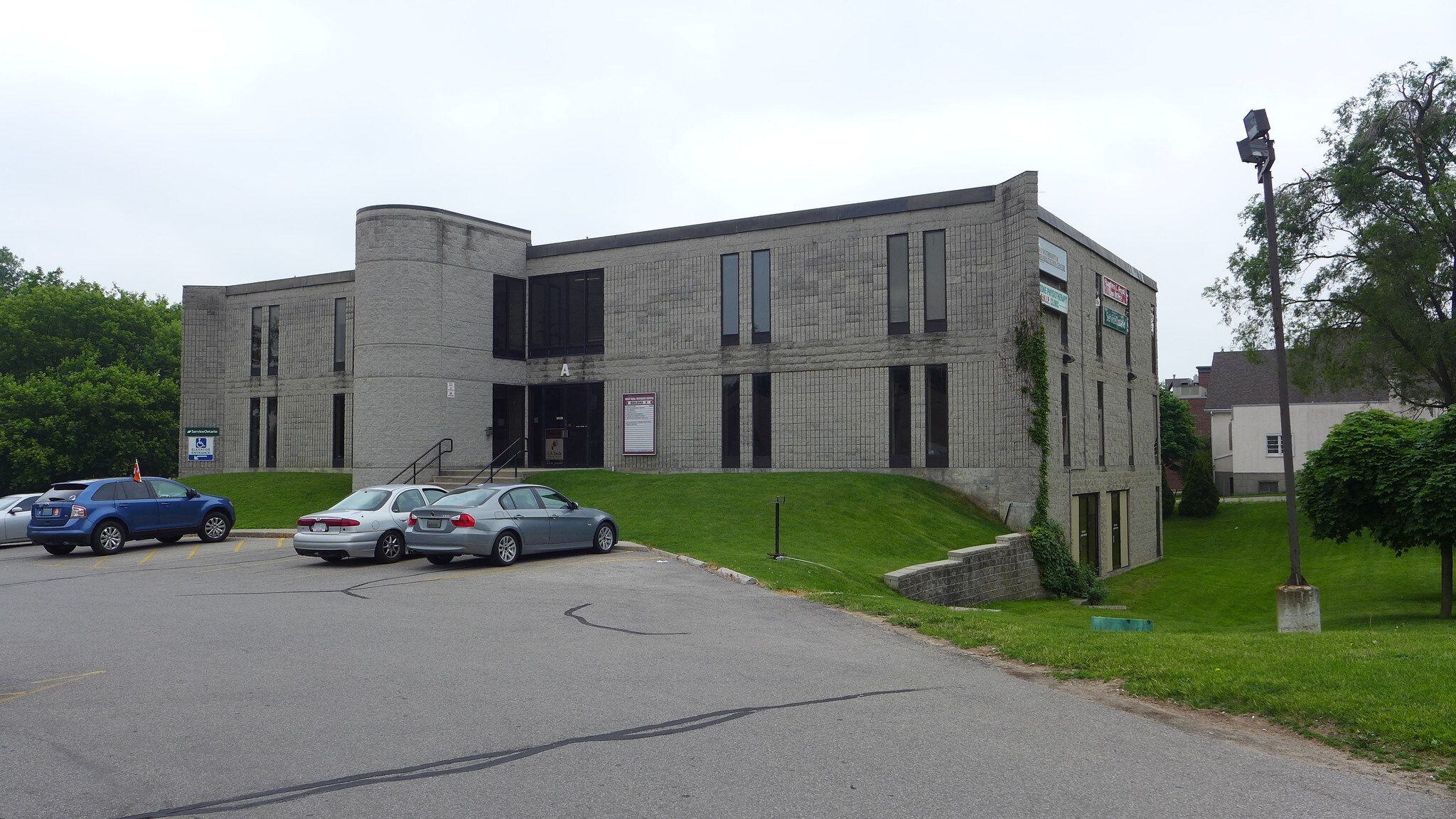 325 West St, Brantford, ON à vendre Photo principale- Image 1 de 1