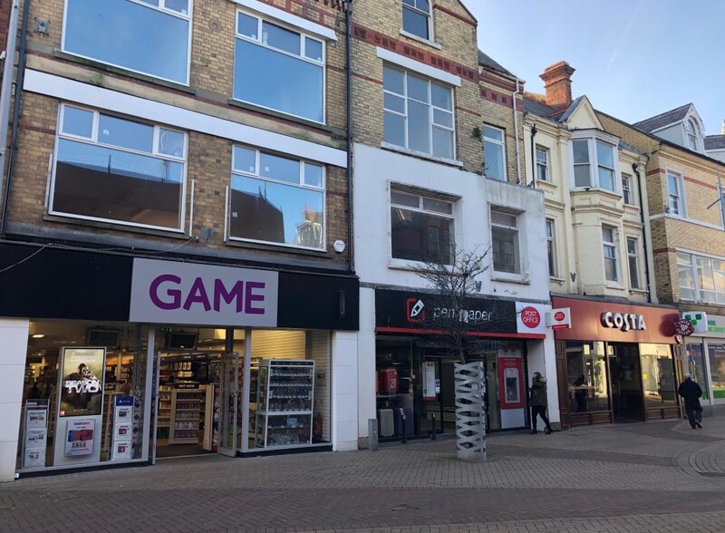 32-34 High St, Rhyl à louer - Photo du bâtiment - Image 2 de 2