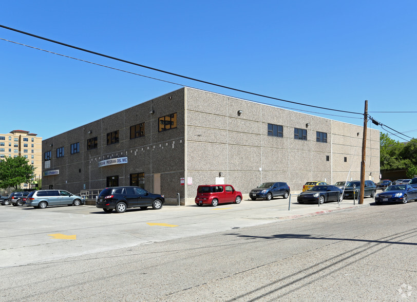 3910 Gaston Ave, Dallas, TX for lease - Building Photo - Image 2 of 6