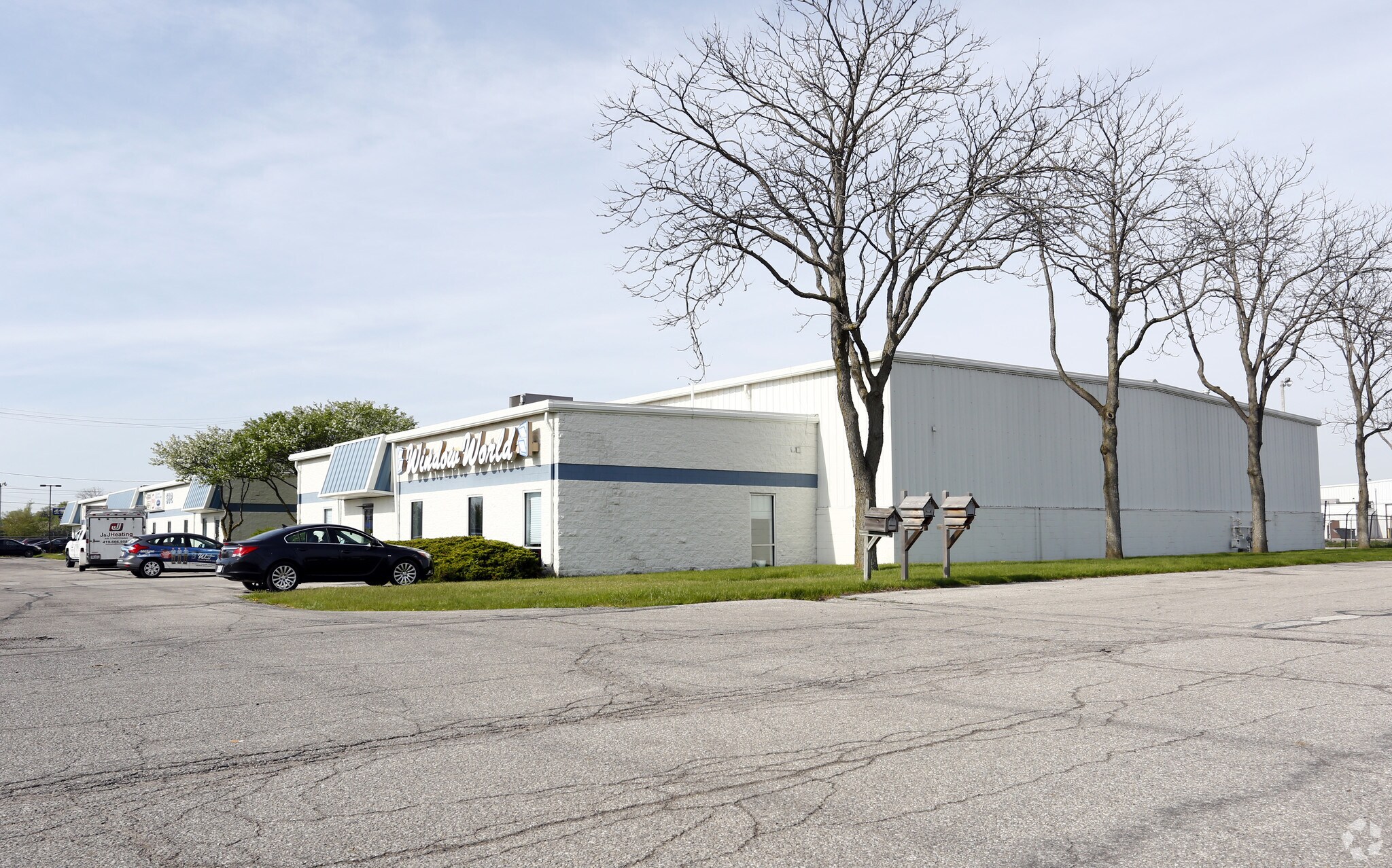 562 S Reynolds Rd, Toledo, OH for lease Primary Photo- Image 1 of 6