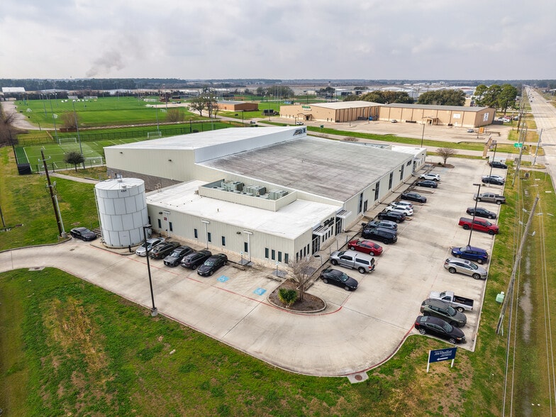 19711 Stuebner Airline Rd, Spring, TX for sale - Building Photo - Image 2 of 18