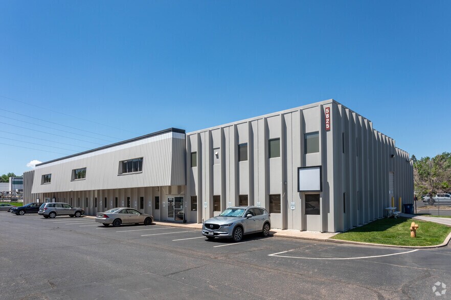 5801-5835 W 6th Ave, Lakewood, CO à louer - Photo du bâtiment - Image 2 de 8