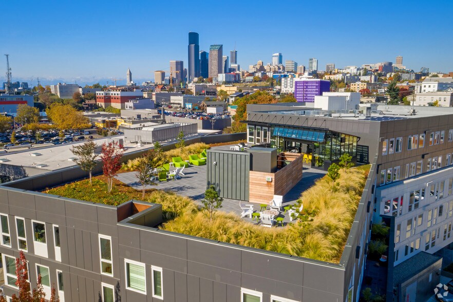 718 Rainier Ave S, Seattle, WA à louer - Photo du bâtiment - Image 3 de 30