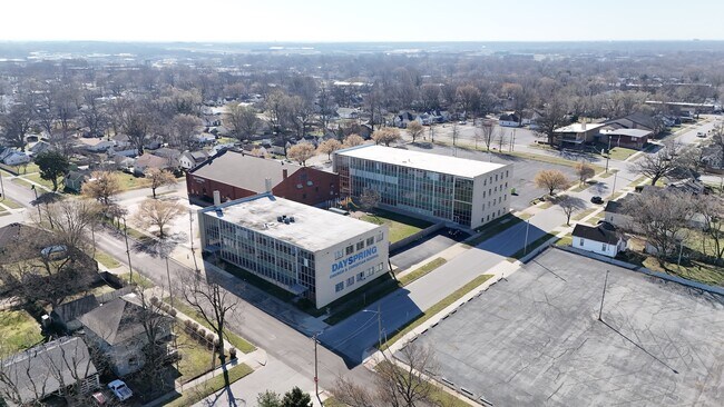 More details for 2157 N Prospect Ave, Springfield, MO - Specialty for Sale