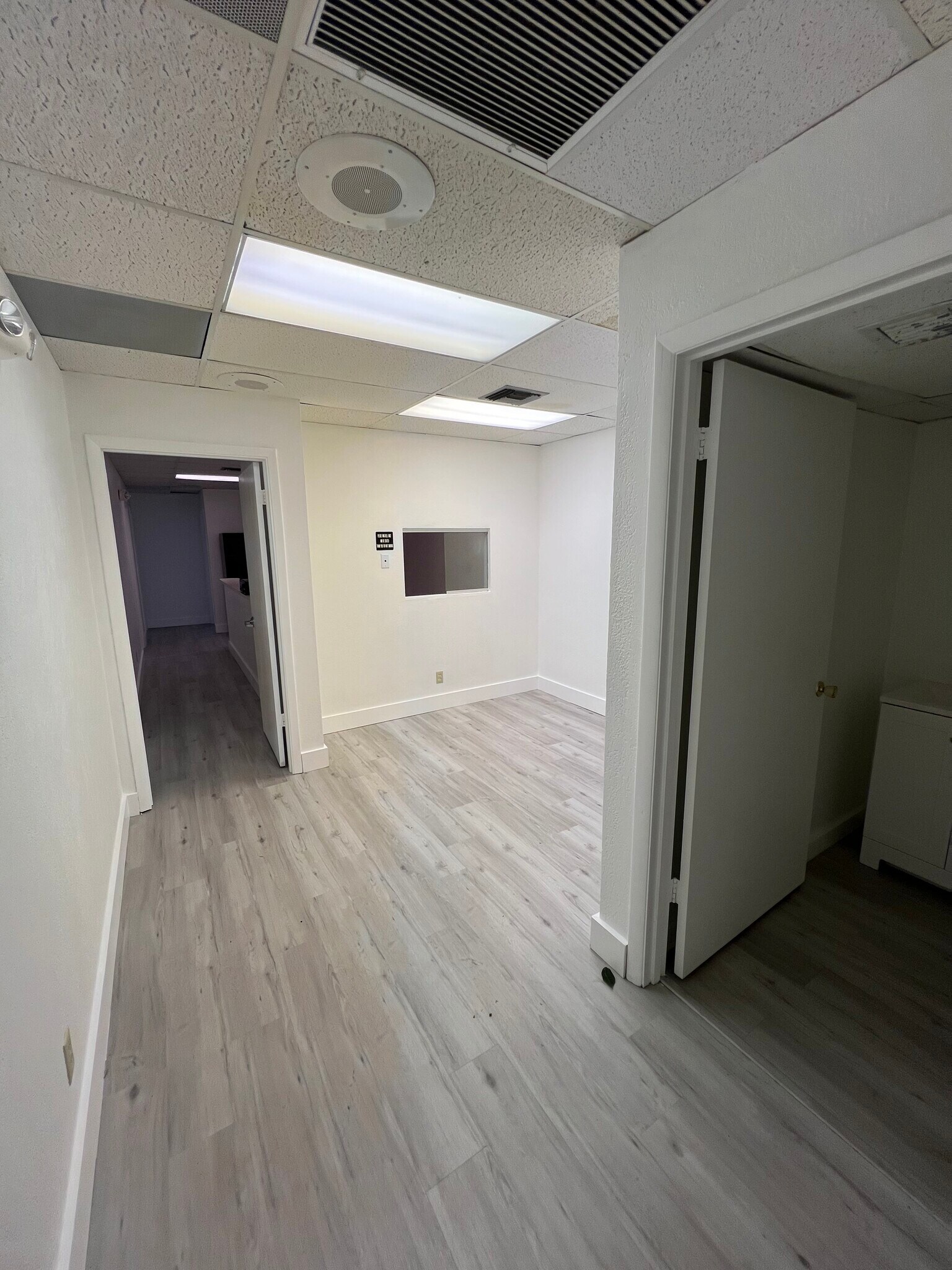 7501 NW 4th St, Plantation, FL for lease Interior Photo- Image 1 of 7