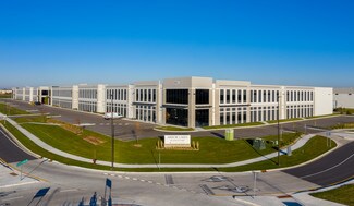 Plus de détails pour 10500-10680 Fountains Dr, Maple Grove, MN - Industriel à louer