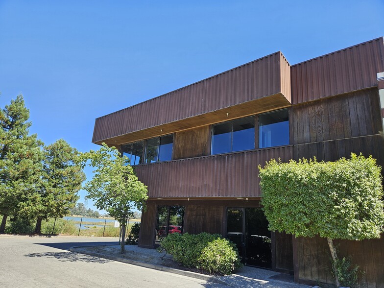 20A Pimentel Ct, Novato, CA for lease - Building Photo - Image 1 of 5