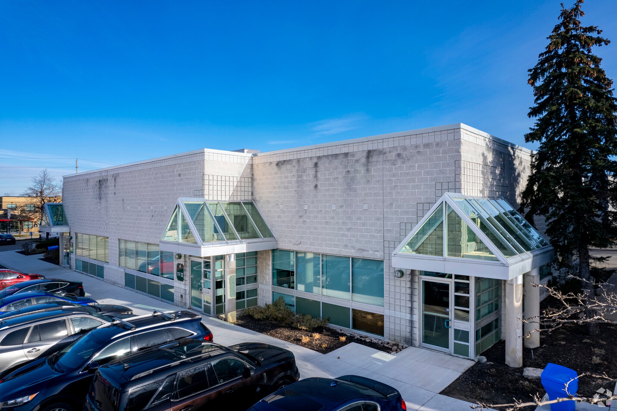 2150 Dunwin Dr, Mississauga, ON for sale Primary Photo- Image 1 of 1