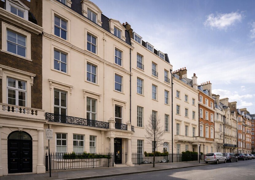 22 Upper Brook St, Londres à louer - Photo du bâtiment - Image 3 de 9