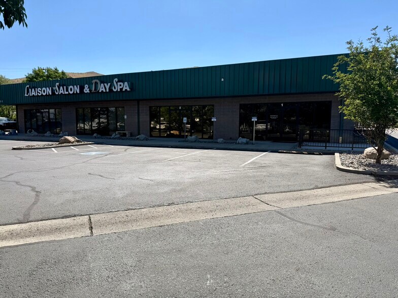 2578 S Curry St, Carson City, NV à louer - Photo du bâtiment - Image 3 de 13