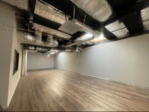 8250 Camino Santa Fe, San Diego, CA à louer Photo intérieure- Image 1 de 5