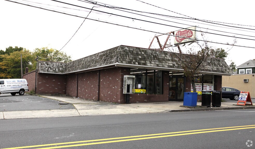 550 Hamilton St, Somerset, NJ à vendre - Photo principale - Image 1 de 1