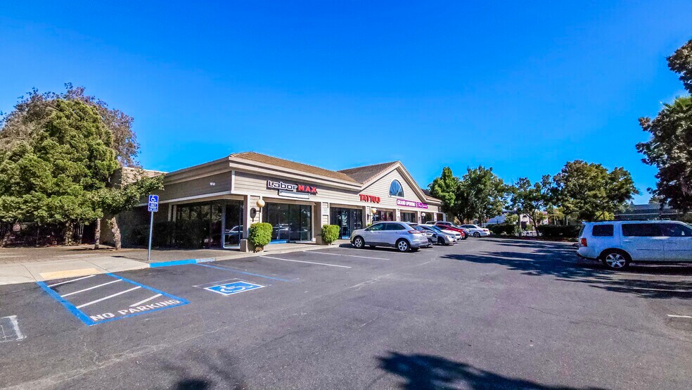 1500 Oliver Rd, Fairfield, CA à louer - Photo du bâtiment - Image 2 de 16