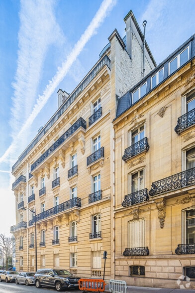 12 Avenue Du Président Wilson, Paris à vendre - Photo du bâtiment - Image 2 de 17