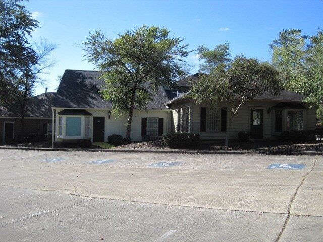 550 Fairburn Rd SW, Atlanta, GA à louer - Photo du bâtiment - Image 1 de 5