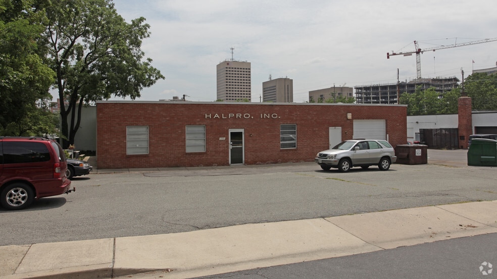155 Woodland Rd, Rockville, MD for lease - Building Photo - Image 3 of 3