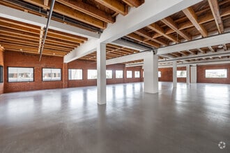 360 N Bedford Dr, Beverly Hills, CA à louer Photo intérieure- Image 1 de 4