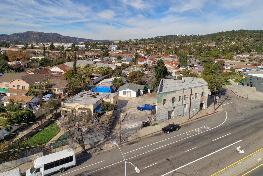 3375-3385 Eagle Rock Blvd, Los Angeles, CA à vendre - Photo du bâtiment - Image 1 de 1