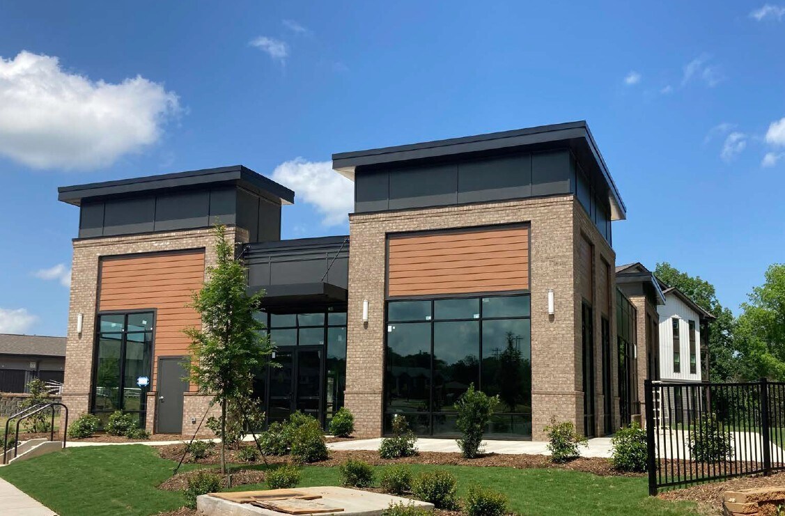 55 Caldwell Dr, Belmont, NC à vendre Photo principale- Image 1 de 6