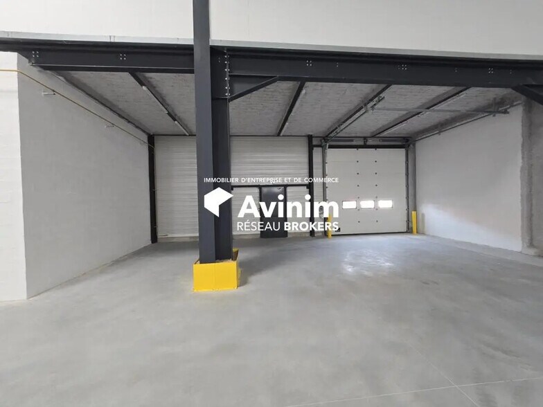 Office in SAINT-OUEN-L'AUMONE for lease - Interior Photo - Image 3 of 5