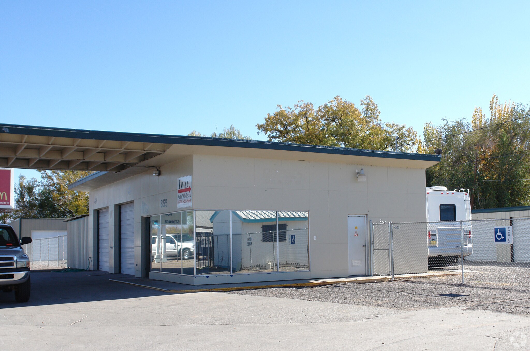 855 W Pichacho Ave, Las Cruces, NM for sale Primary Photo- Image 1 of 26