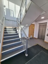 Gibfield Dr, Manchester for lease Interior Photo- Image 1 of 3