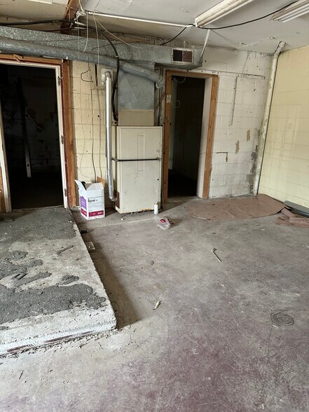 1200 State Ave, Kansas City, KS à vendre - Photo intérieure - Image 2 de 4