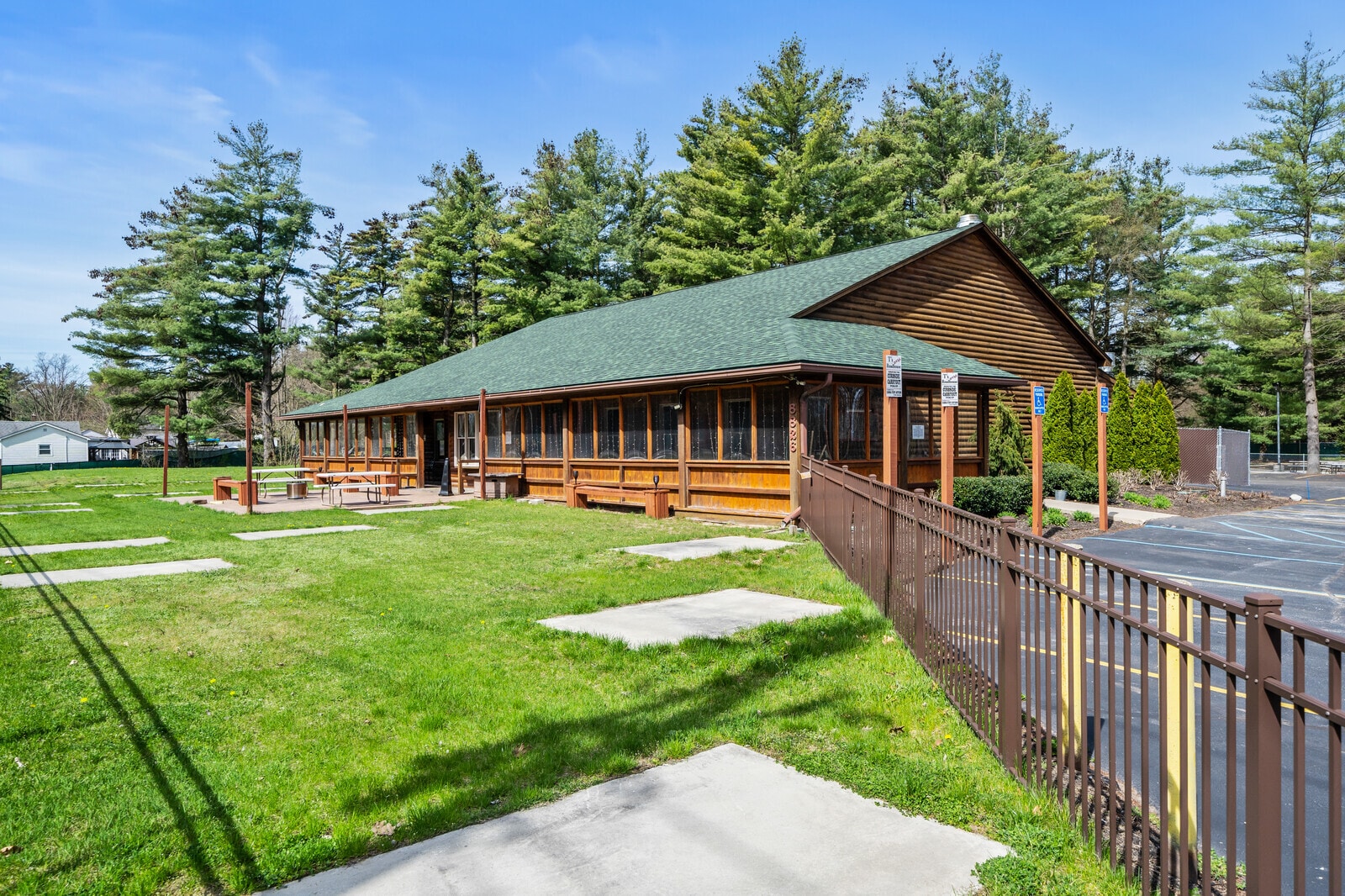 8826 Gratiot Ave, Columbus, MI à vendre Photo principale- Image 1 de 59