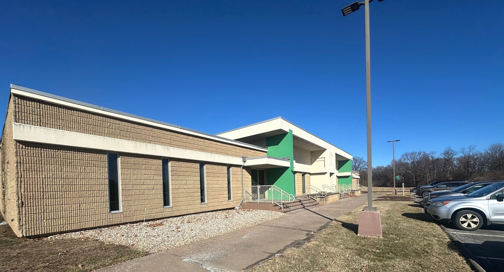 90 Lamberton Rd, Windsor, CT for sale Primary Photo- Image 1 of 3