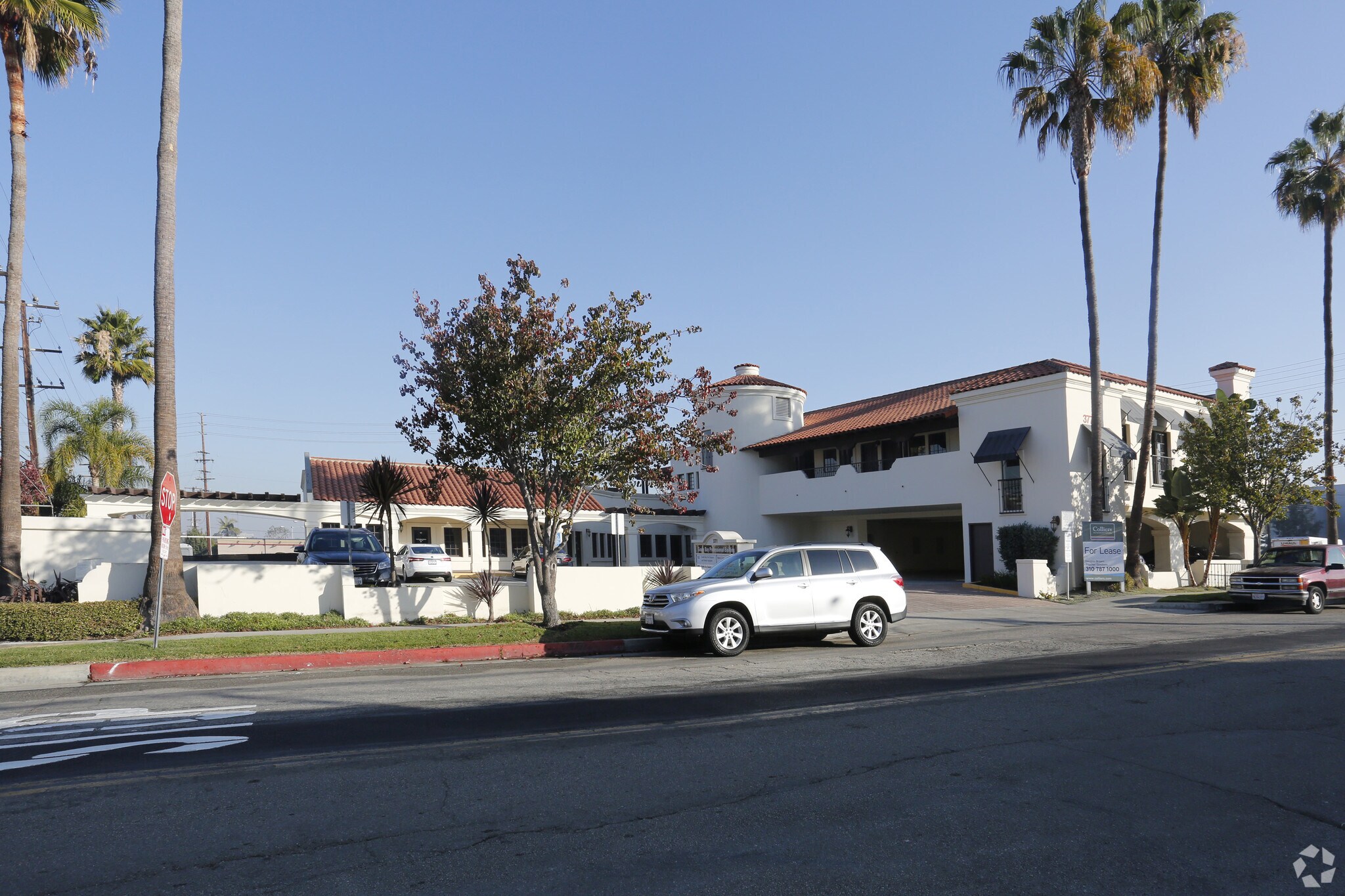 3771 W 242nd St, Torrance, CA à louer Photo principale- Image 1 de 7