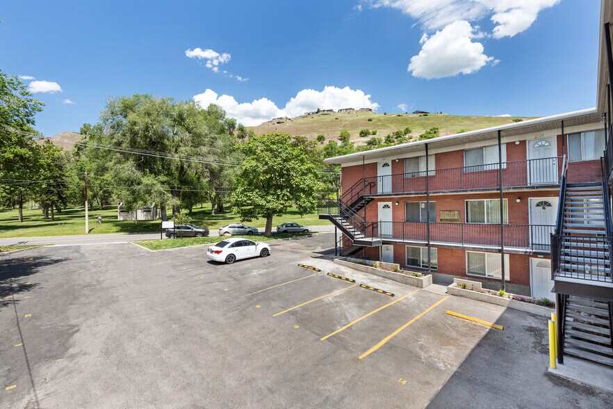 778 N 300 W, Salt Lake City, UT à vendre - Photo du bâtiment - Image 2 de 15