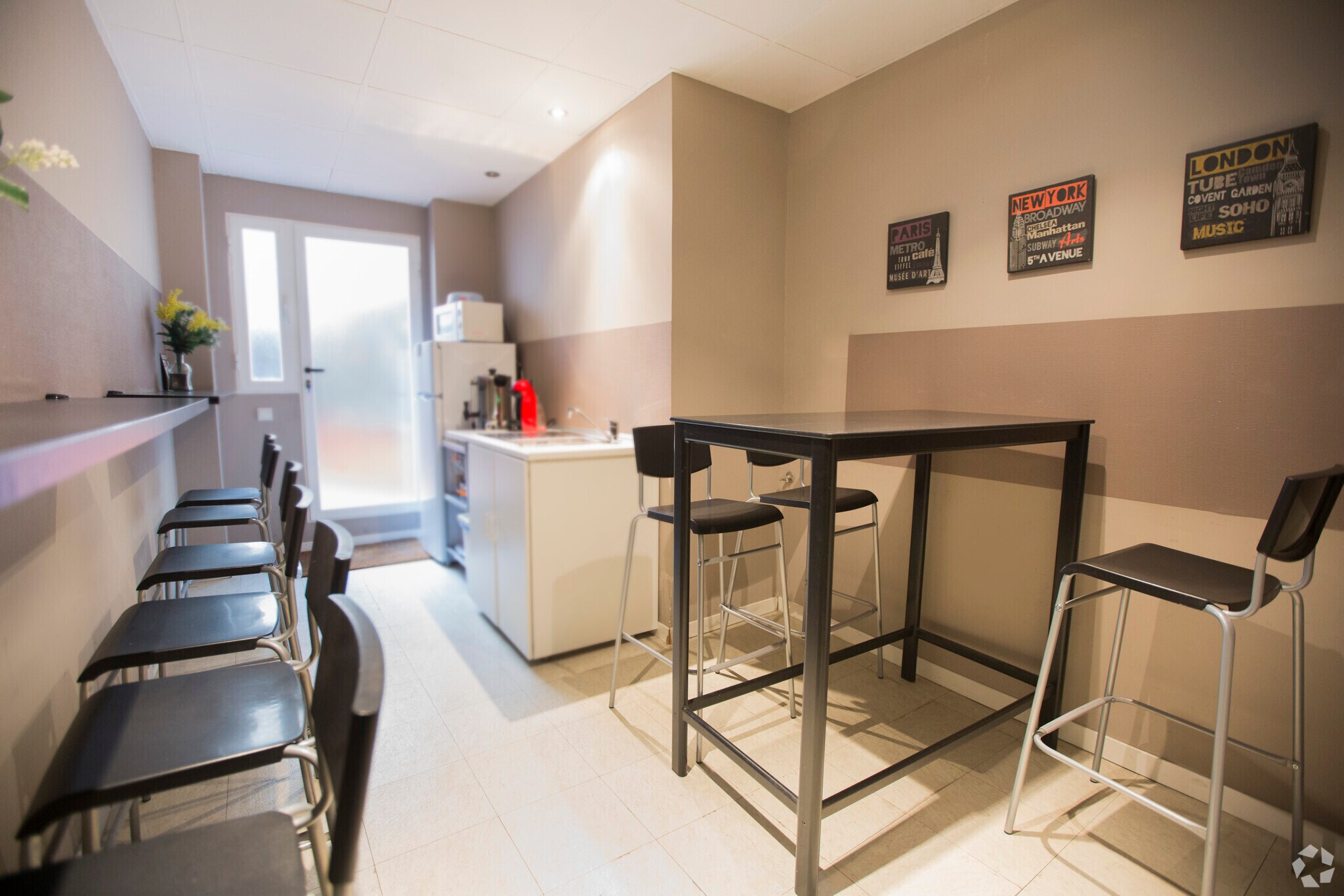 Plaza Emilio Jiménez Millas, 2, Madrid, Madrid à louer Photo intérieure- Image 1 de 17