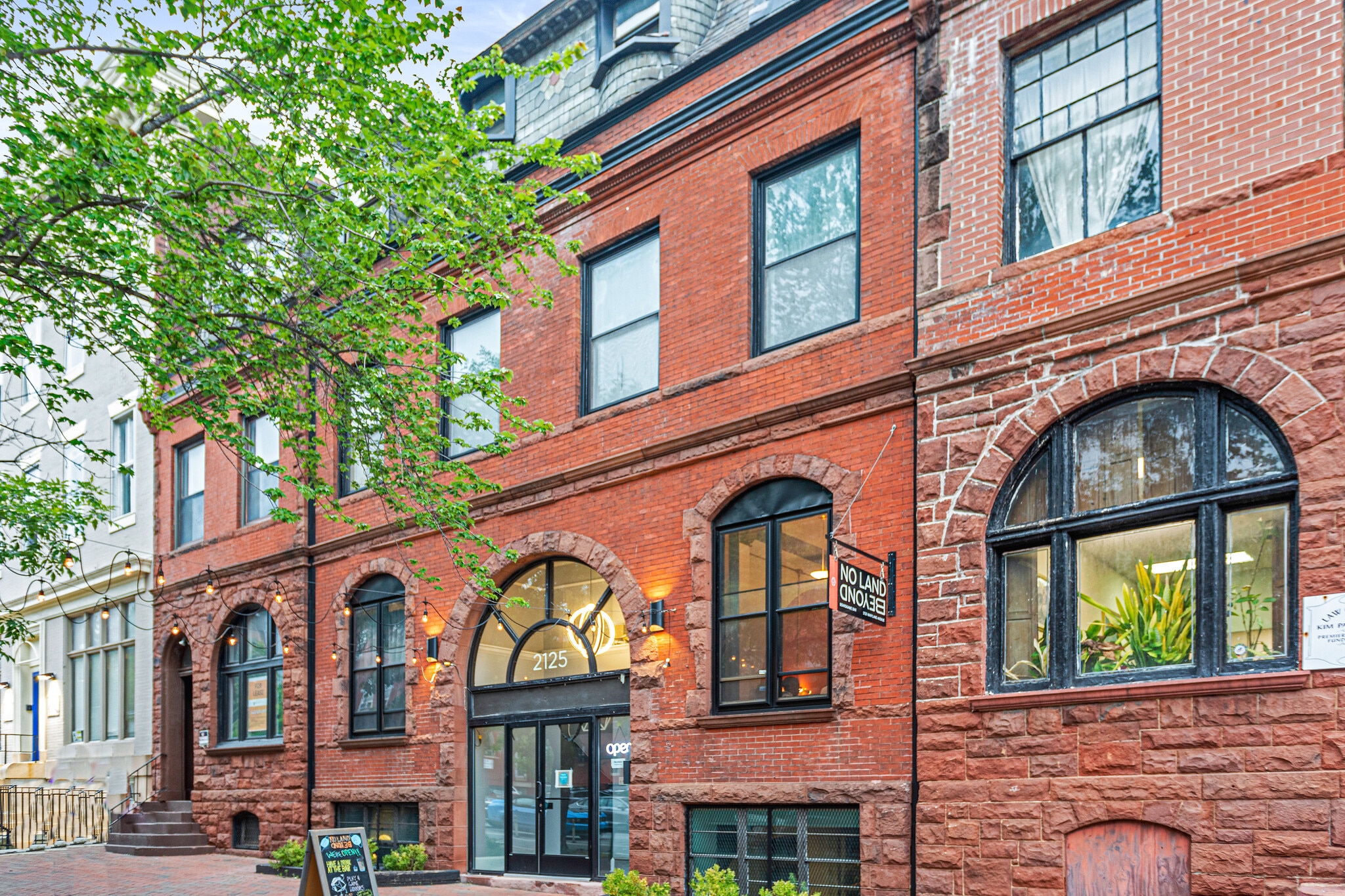 2125-2129 Maryland Ave, Baltimore, MD for lease Primary Photo- Image 1 of 7