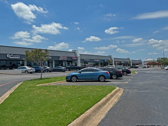 More details for 3030 N Josey Ln, Carrollton, TX - Retail for Lease