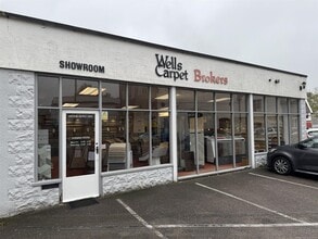 9 Castle Hl, Axminster à louer Photo du bâtiment- Image 2 de 11