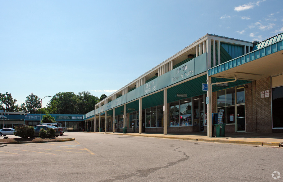 5617-5731 Riverdale Rd, Riverdale, MD for lease - Building Photo - Image 1 of 5