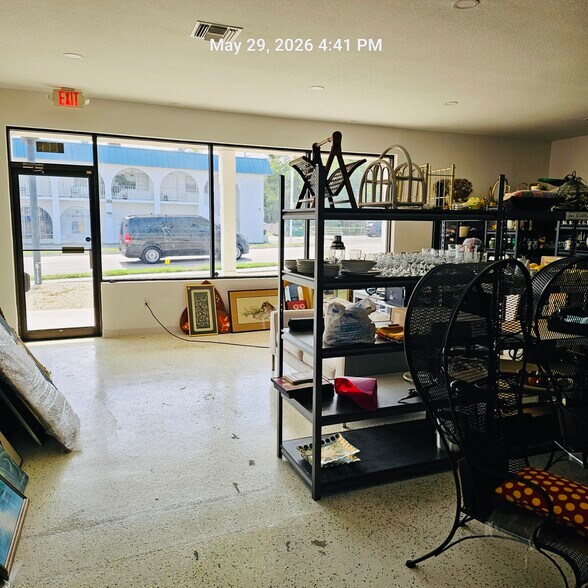 6435 Gateway Ave, Sarasota, FL à louer - Photo intérieure - Image 2 de 12