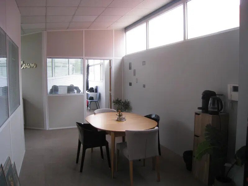 Bureau dans Gémenos à louer Photo intérieure- Image 1 de 6