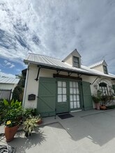 2347 Christian St, Baton Rouge, LA à louer Photo du bâtiment- Image 1 de 13