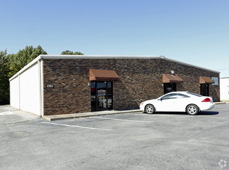 1751 Dancy Blvd, Horn Lake, MS à vendre - Photo du bâtiment - Image 3 de 11