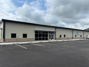 1230 Braden Blvd, Easton, PA for lease Building Photo- Image 1 of 1