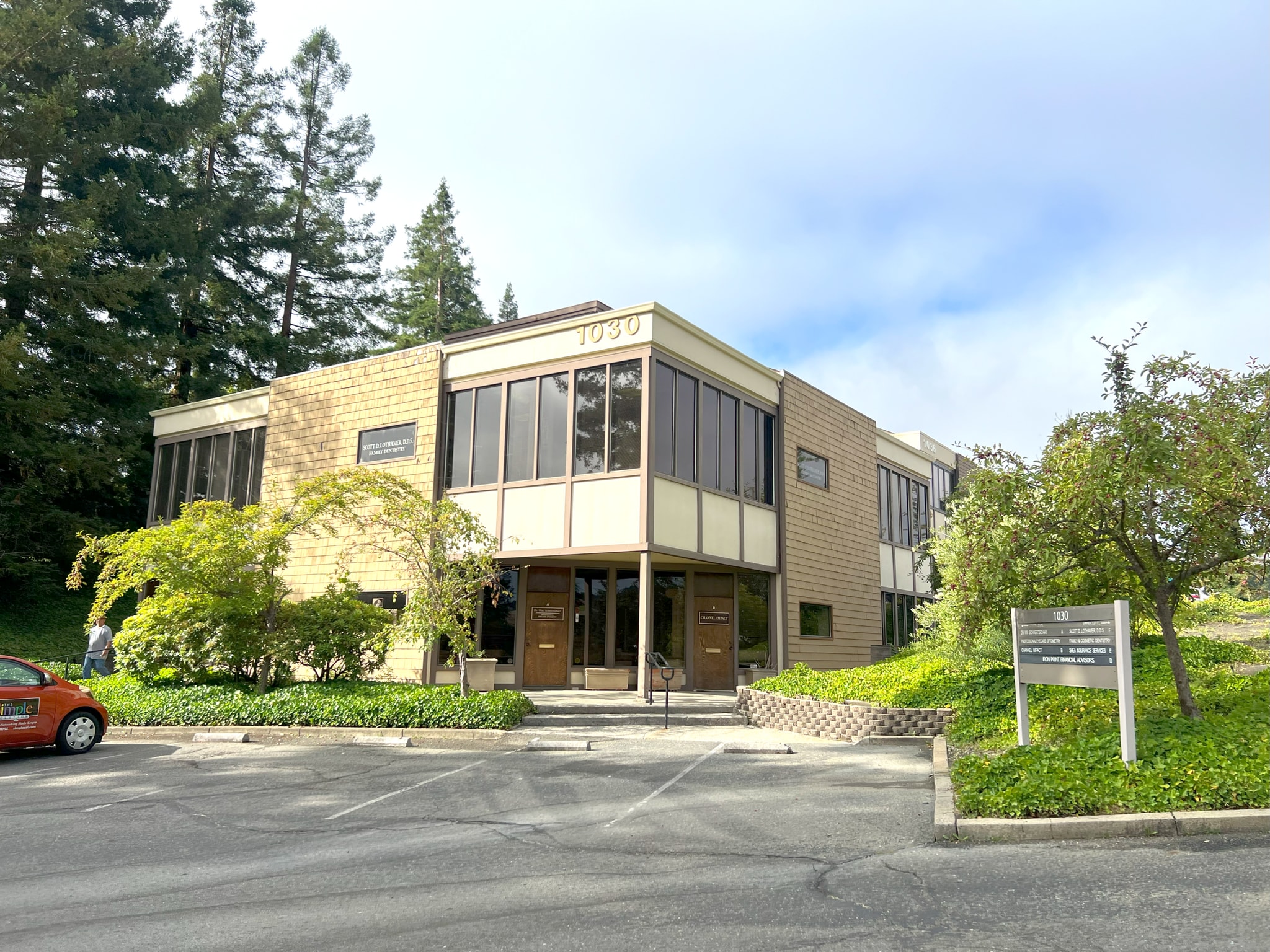 1030 Country Club Dr, Moraga, CA for lease Primary Photo- Image 1 of 8