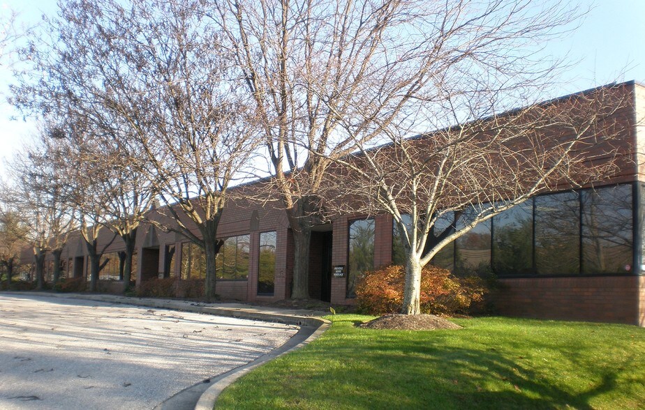 11403 Cronridge Dr, Owings Mills, MD à louer - Photo du bâtiment - Image 3 de 6