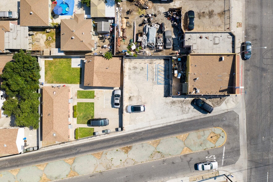 12725 Atlantic Ave, Lynwood, CA for sale - Building Photo - Image 2 of 5