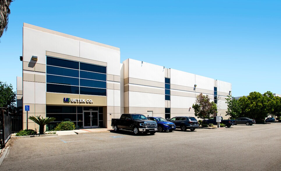 1458 E Mission Blvd, Pomona, CA à louer - Photo du bâtiment - Image 2 de 17