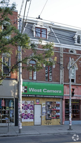 512 Queen St W, Toronto, ON à vendre - Photo principale - Image 1 de 2