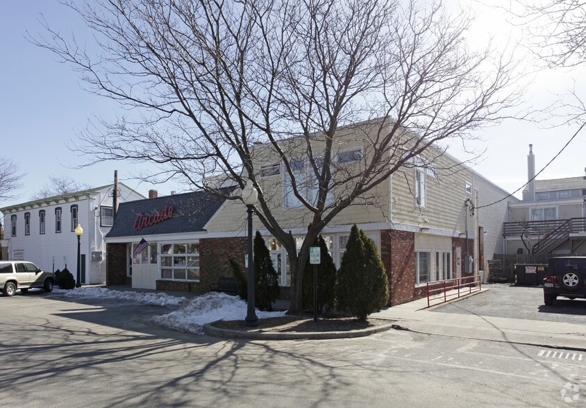 14 Front St, Greenport, NY for sale - Building Photo - Image 2 of 23