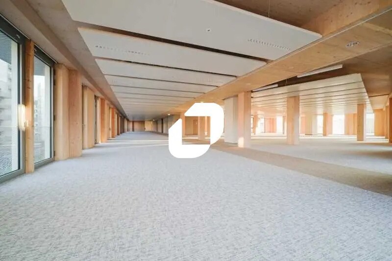 Office in Saint-Denis for lease Interior Photo- Image 1 of 1