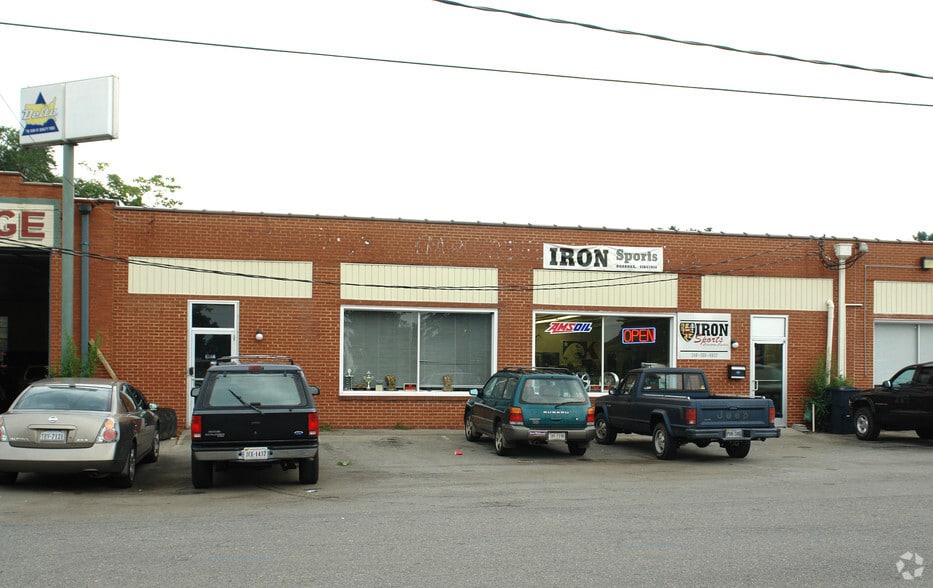 3022 Trinkle Ave NW, Roanoke, VA for sale - Building Photo - Image 2 of 2