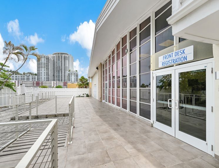 1711 Fillmore St, Hollywood, FL for sale - Building Photo - Image 3 of 11